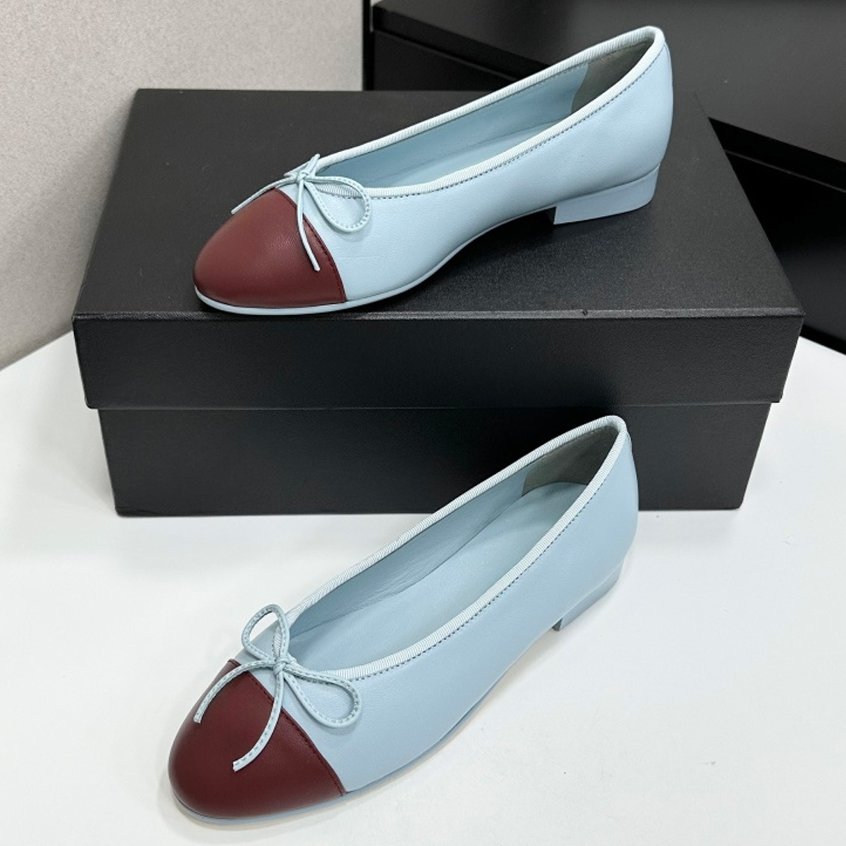 2026 Women's Two-Tone Cap-Toe  - Women'S Shoes のレビューと価格