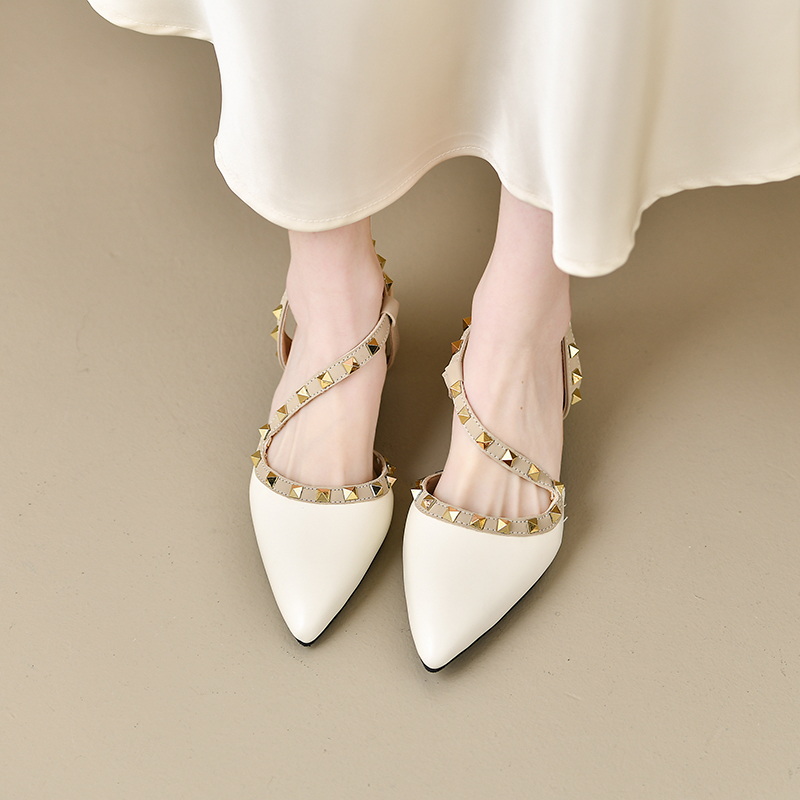 Women Shiny Back Buckle Strap  - Metallic Heel Sandal のレビューと価格