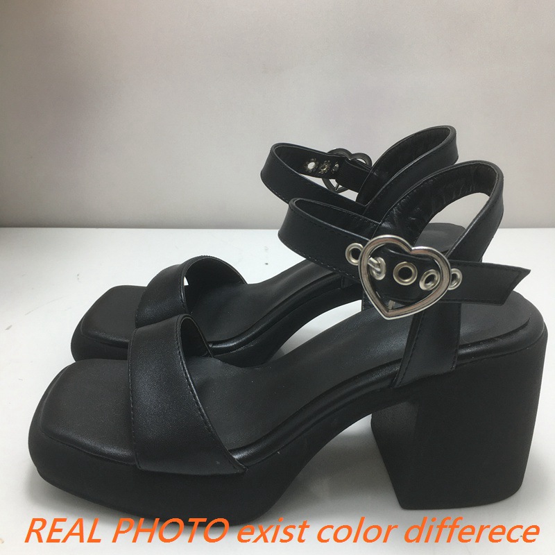 SIMLOVEYO Brand Female Sandals - Metallic Heel Sandal のレビューと価格