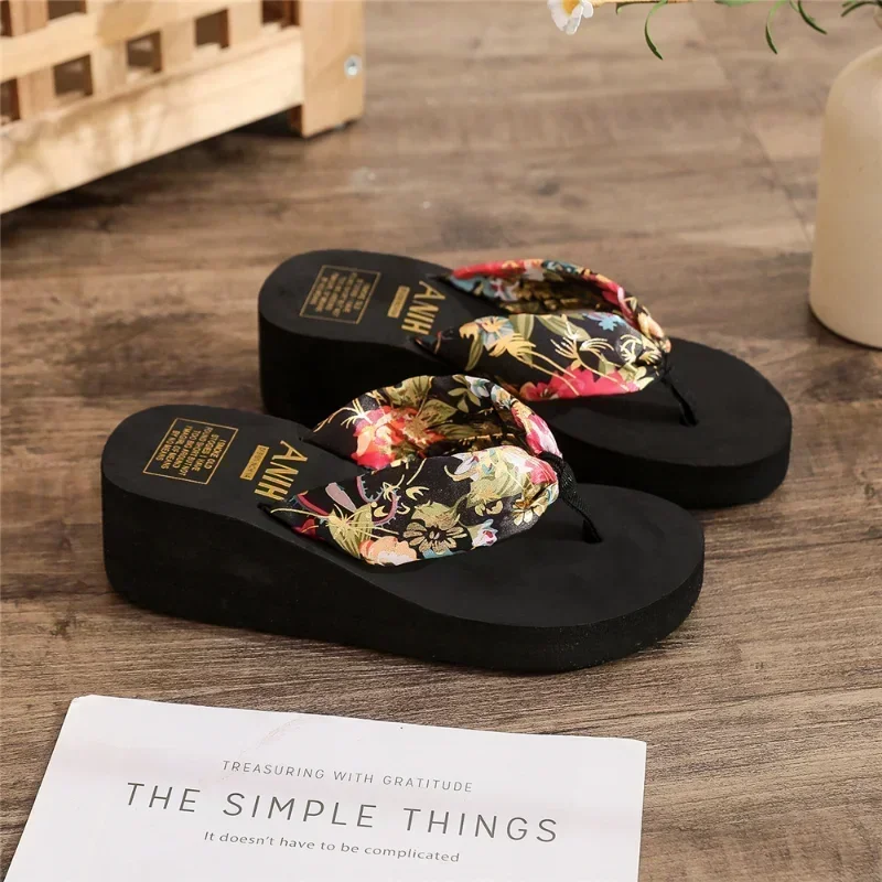 Women's Fashion Platform Flip  - Cork Wedge Sandal のレビューと価格