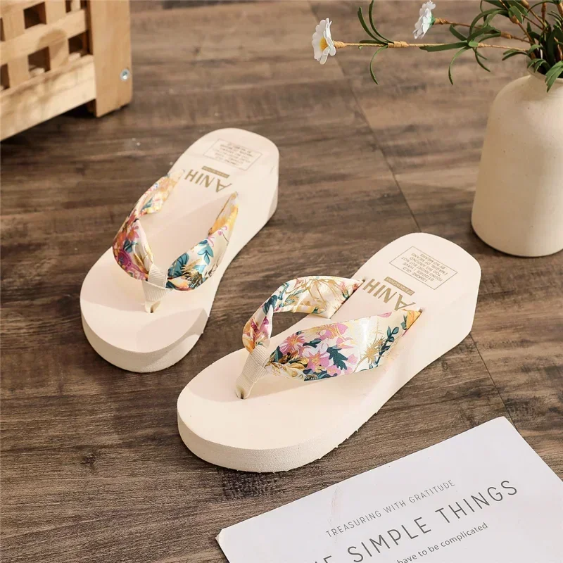 Women's Fashion Platform Flip  - Cork Wedge Sandal のレビューと価格