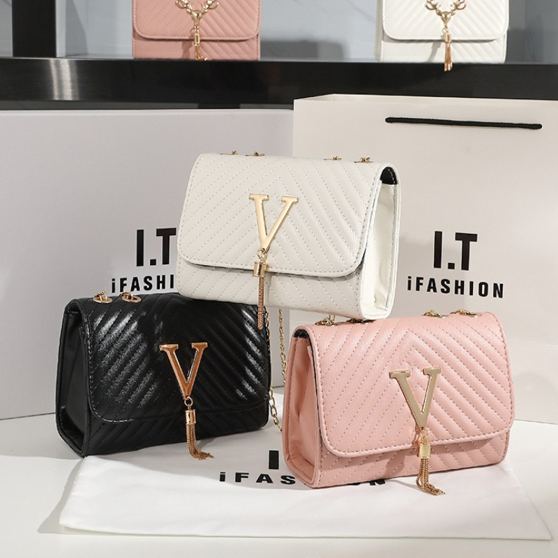 Elegant V-Quilted Chain Crossb - Women'S Shoes Louis Vuitton のレビューと価格
