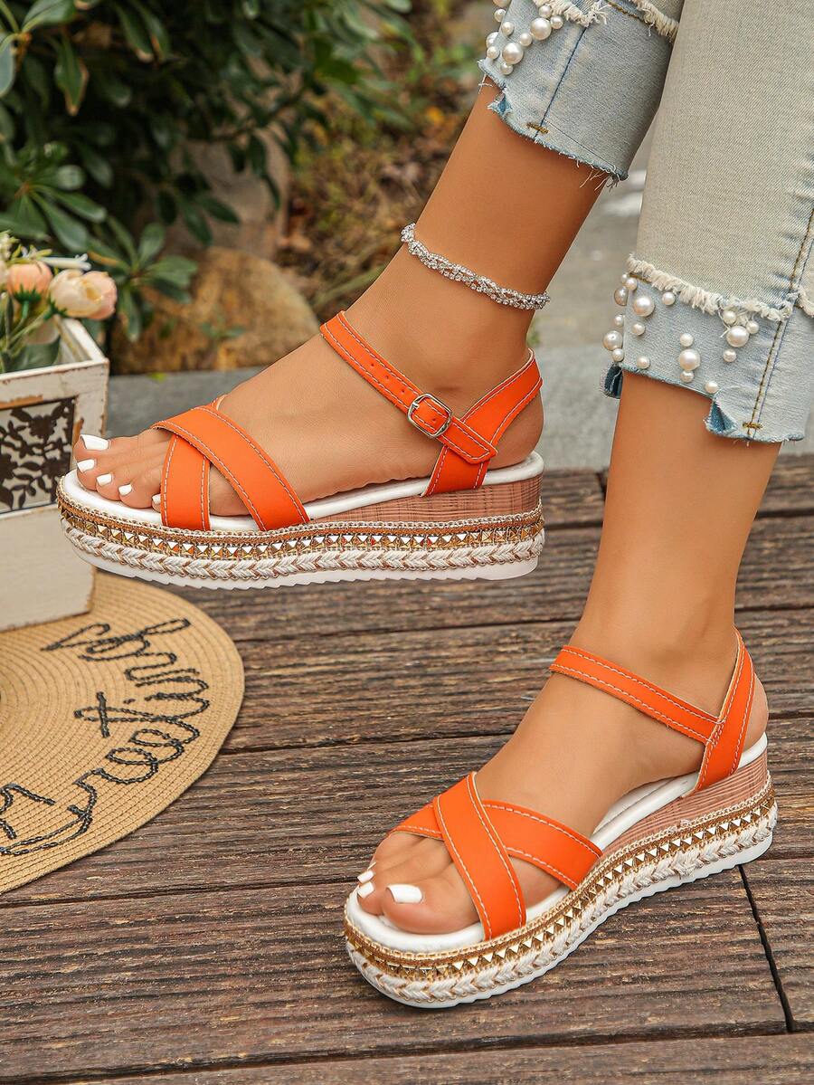 Orange Rivet Decor Ankle Strap - Cork Wedge Sandal のレビューと価格